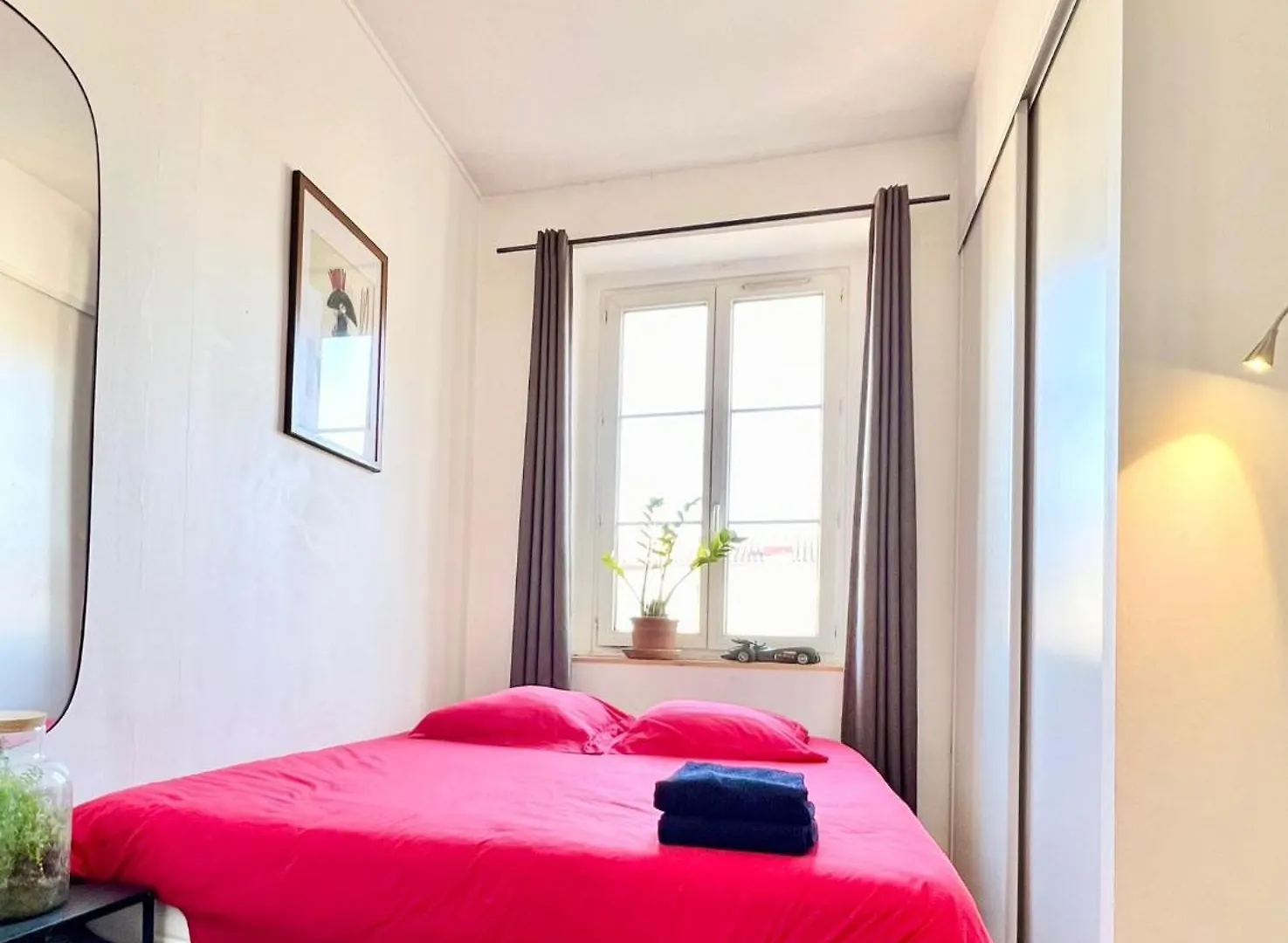 Bright, Spacious Apartment In The Heart Of Lyon